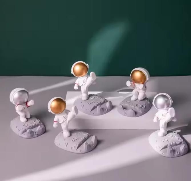 Astronaut Mobile Phone Stand